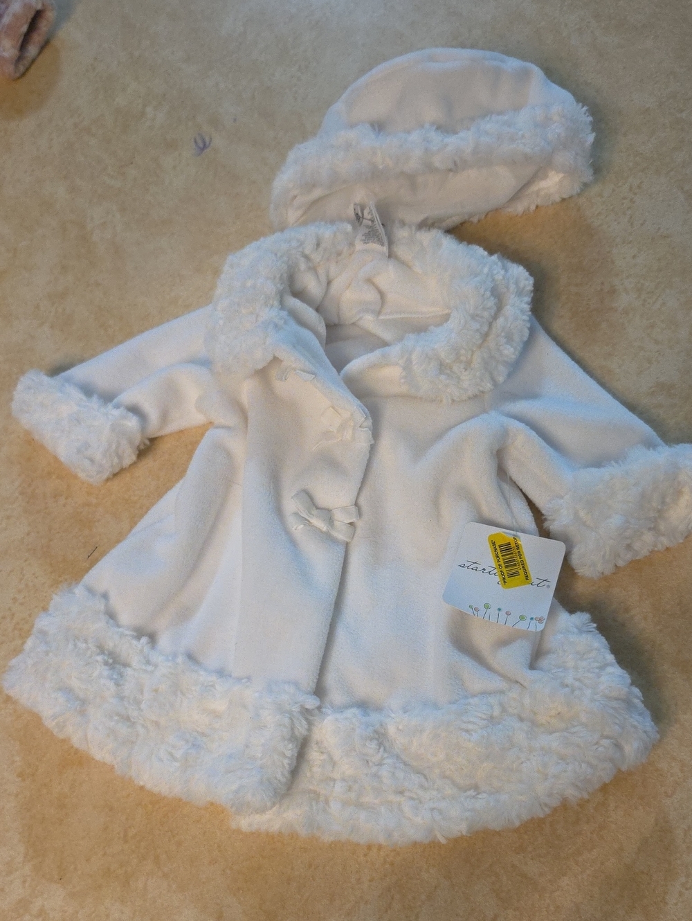 Girls' White Faux-Fur Trim Puffer Coat with Matching Hat